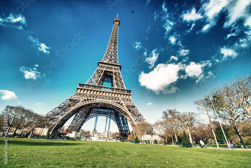 Plagát Paris, France. Wonderful view of Tour Eiffel with gardens and co