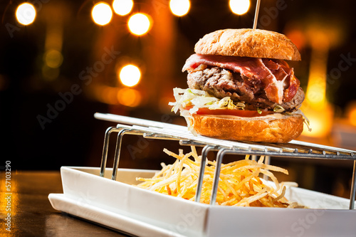Naklejka samoprzylepna Burger i frytki