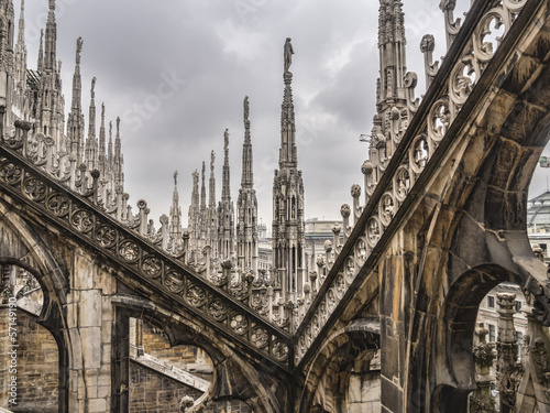 Board z aluminiowym obramowaniem Dach duomo w milano