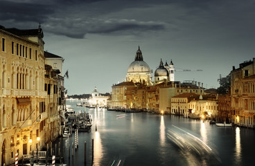 Wall Mural - grand canal and basilica santa maria della salute, venice, italy