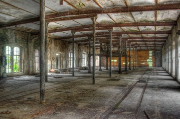 Wall Mural - Alte verlassenen Halle in einer Fabrik