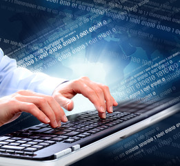 Aufkleber - Hands with a computer keyboard.