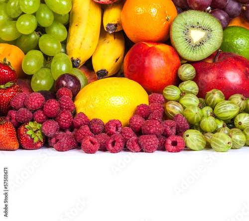 Fototapeta na wymiar Huge group of fresh fruits