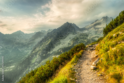 Obraz w ramie path in mountains