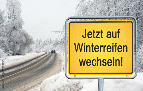 Jetzt Auf Winterreifen Wechseln Buy This Stock Illustration