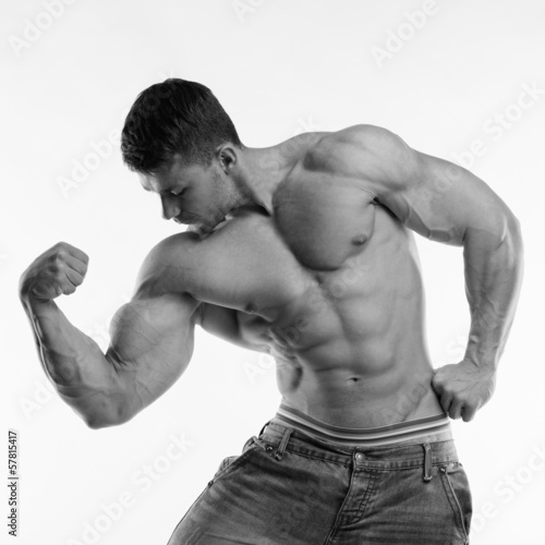 Fototapeta na wymiar Bodybuilder