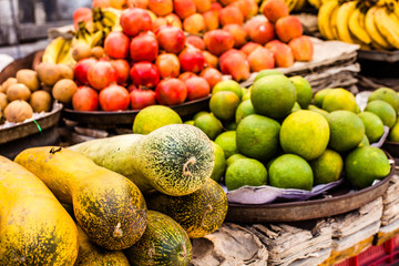 Canvas Print - Asian farmer's market selling fresh vegetables