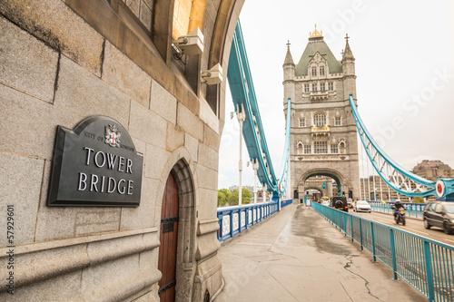 Naklejka samoprzylepna Tower Bridge w Londynie