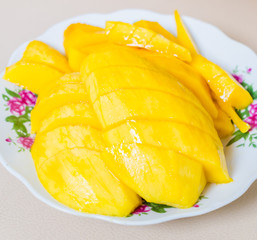 Wall Mural - Yellow mango