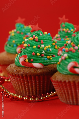 Board z aluminiowym obramowaniem Choinka cupcake