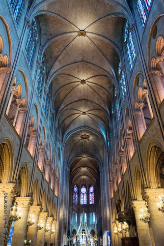 Board z aluminiowym obramowaniem Wnętrze notre dame de Paris
