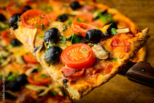 Naklejka samoprzylepna Kawałek pizzy