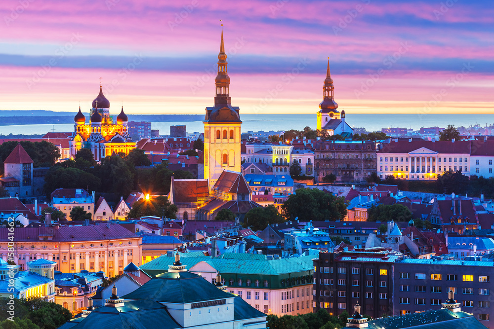 Obraz na płótnie Evening scenery of Tallinn, Estonia w salonie