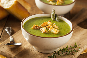 Homemade Green Asparagus Soup