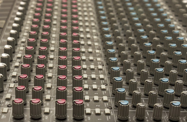 Studio Mixer 2