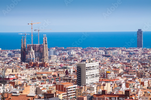 Fotoboard na płycie Barcelona z bazyliką i kościołem ekspiacyjnym świętej rodziny