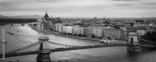 Naklejka - mata magnetyczna na lodówkę Budapest's Chain Bridge