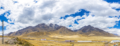 Plakat na papierze fotorealistycznym Panorama andów, droga cusco-puno, peru, ameryka południowa
