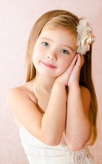 Poster - Portrait of cute little girl in princess dress