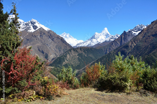 Obraz na płótnie canvas dwuczęściowy "dyptyk" Nepal, Himalaje, w centrum Lhotsego i Amadablam