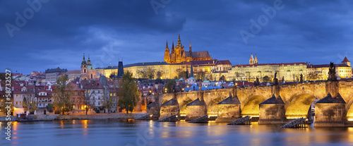 Obraz na płótnie canvas trzyczęściowy "tryptyk" Praga.