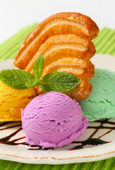 Sticker - Ice cream with puff pastry biscuit