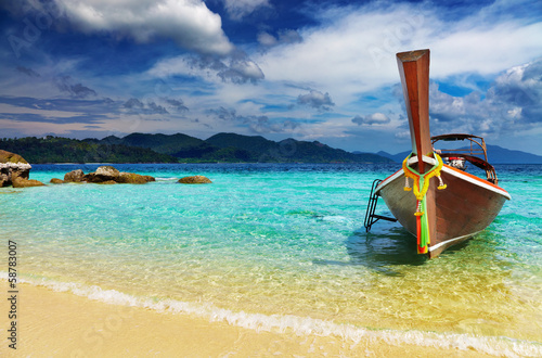 Plakat na papierze fotorealistycznym Tropikalna plaża, andaman sea, thailand