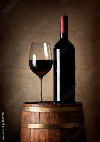 Board z aluminiowym obramowaniem Wino na beczce