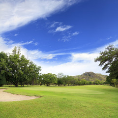 Canvas Print - Golf course