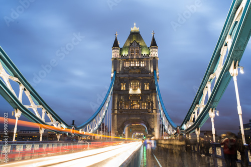 Naklejka samoprzylepna London Tower Bridge na zachód słońca