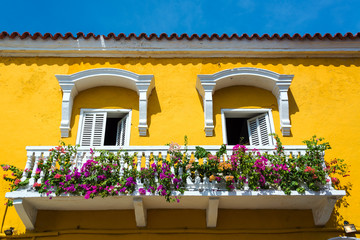 Fototapete - Colonial Balcony in Cartagena
