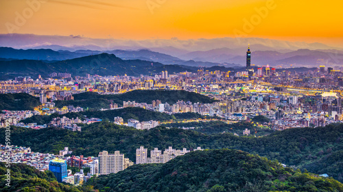 Plakat na papierze fotorealistycznym Panoramę Taipei