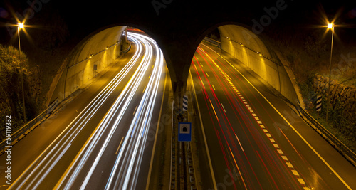 Fotoboard na płycie Tunel autostradowy pomiędzy donostią a herniani.