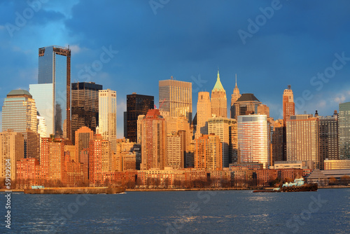 Board z aluminiowym obramowaniem Panoramę centrum Manhattanu