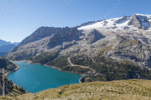 Board z aluminiowym obramowaniem Najwyższy szczyt dolomitów marmolada i tama lago di fedaia