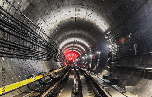 Board z aluminiowym obramowaniem Metro