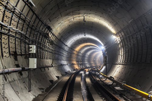 Board z aluminiowym obramowaniem Metro