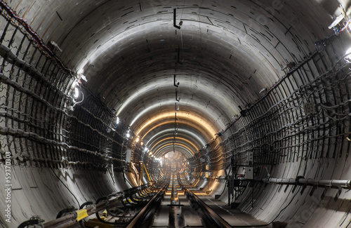Board z aluminiowym obramowaniem Metro