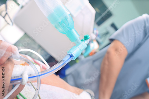 Fotografía service with a critical patient in the ICU.