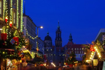 Wall Mural - Dresden Weihnachtsmarkt - Dresden christmas market 24