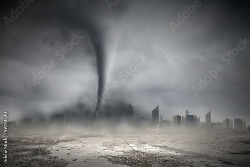 Plakat na papierze fotorealistycznym Tornado nad miastem