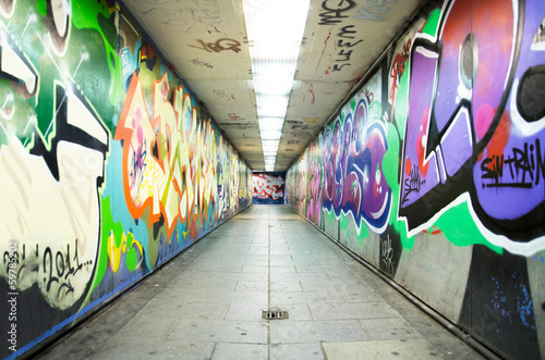 Fotoboard na płycie Miejski tunel