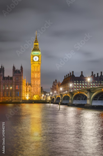 Naklejka samoprzylepna Niesamowity widok twiligh westminister bridge, big ben londyn