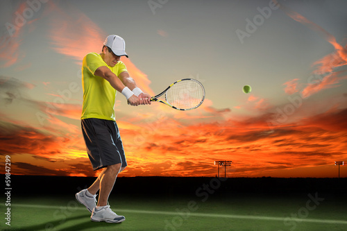 Foto-Kissen - Tennis Player at Sunset (von R. Gino Santa Maria)