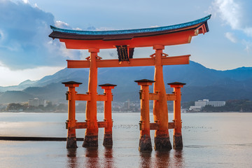 Poster - Great floating gate (O-Torii) at Miyajima