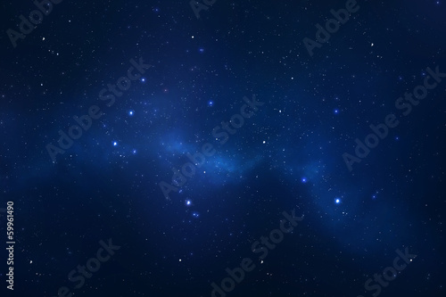 Naklejka samoprzylepna Ciemnoniebieskie nocne niebo wypełnione gwiazdami i kosmicznym pyłem