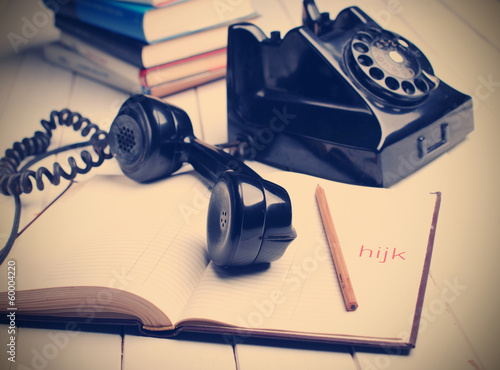 Naklejka na kafelki telefono retrò di colore nero