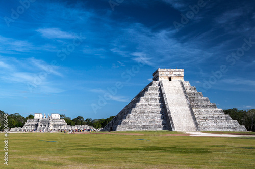 Obraz na płótnie canvas czteroczęściowy "tetraptyk" Słynnej piramidy Majów z Chichen Itza, Meksyk