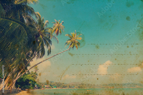 Tapeta ścienna Vintage stylizowane kartka pocztowa z tropikalnymi palmami na plaży