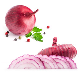 Poster - Onion with peppercorn and parsley isolated on white background